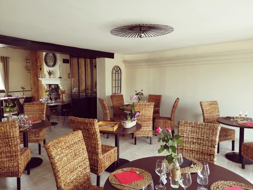 Auberge Saint-Jean Villequier-Aumont المظهر الخارجي الصورة