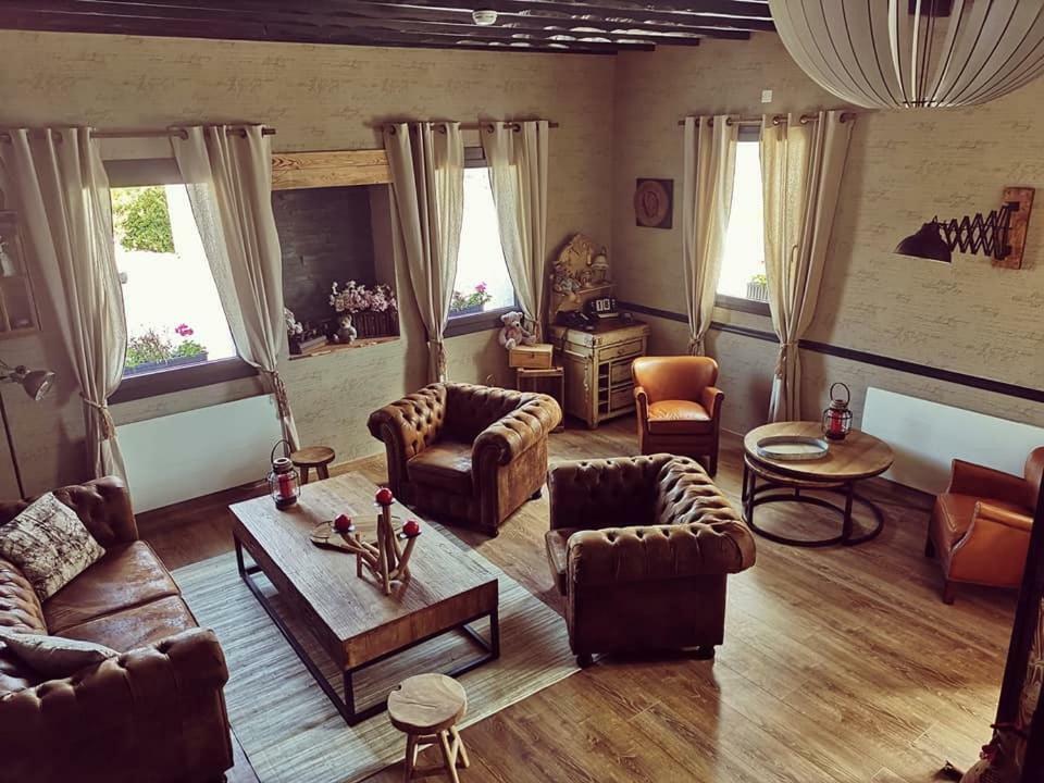 Auberge Saint-Jean Villequier-Aumont المظهر الخارجي الصورة