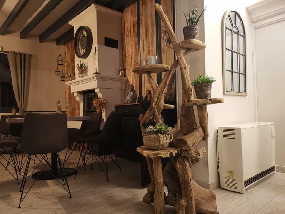 Auberge Saint-Jean Villequier-Aumont المظهر الخارجي الصورة