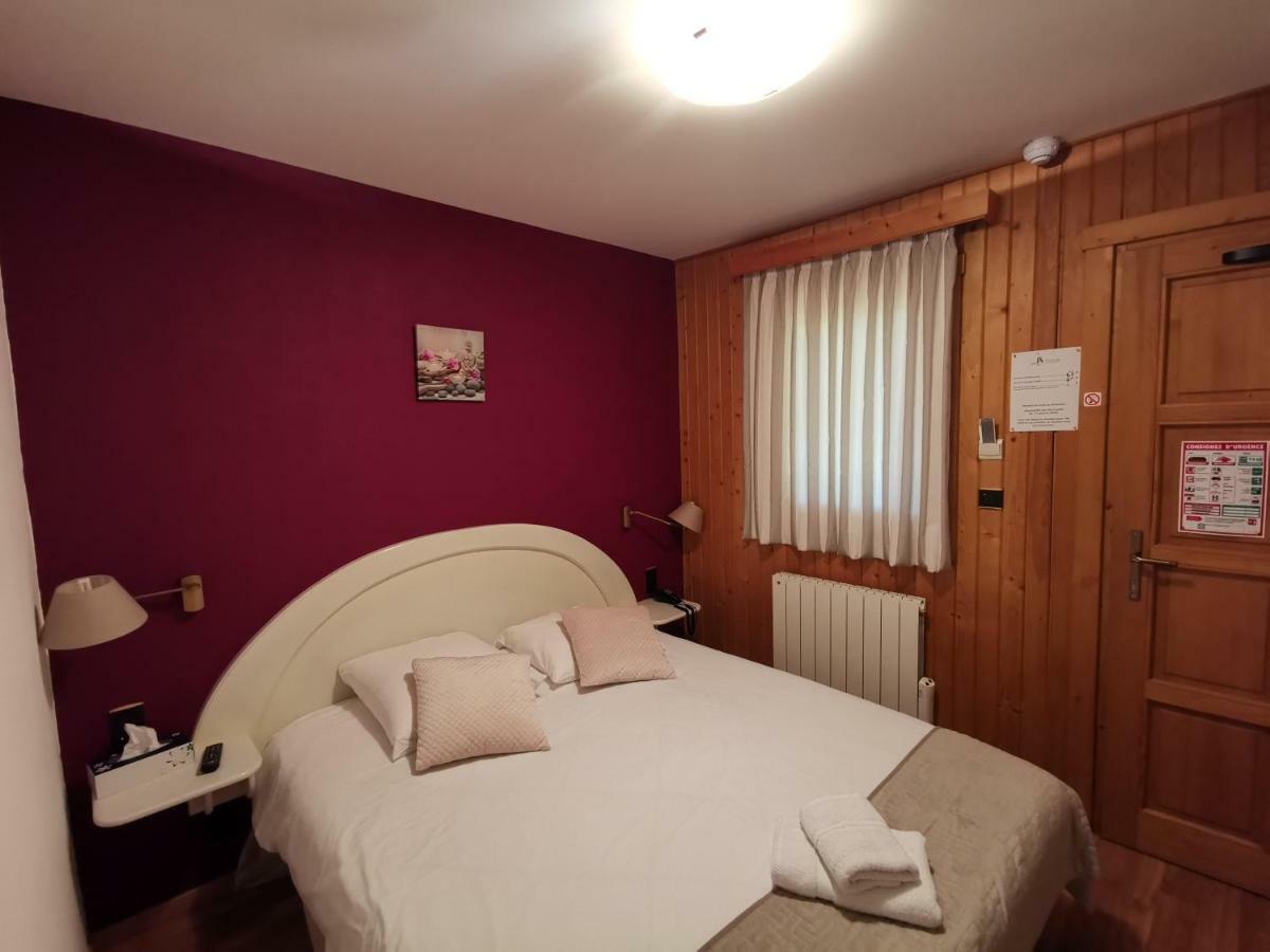 Auberge Saint-Jean Villequier-Aumont المظهر الخارجي الصورة